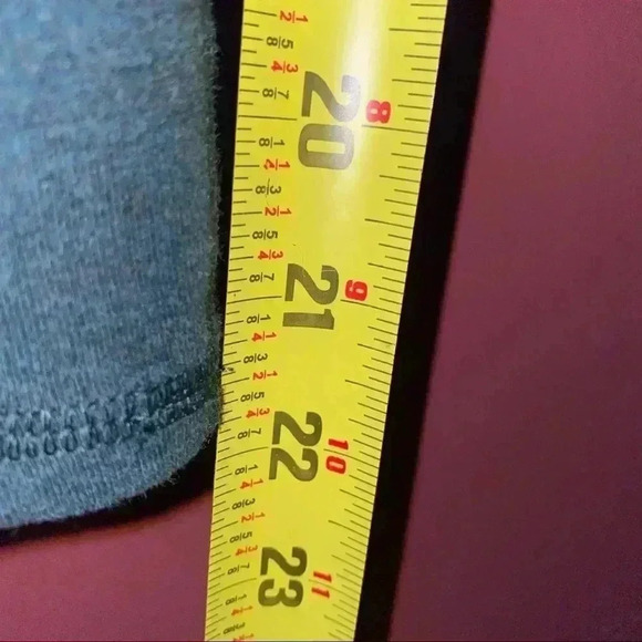 Lululemon high waisted Crop pants - Picture 4 of 8